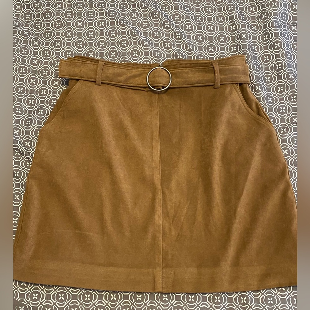 Suede mini skirt with belt